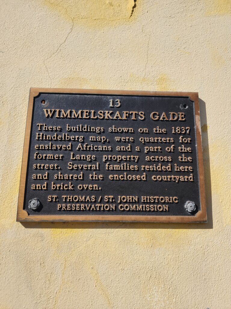Historic plaque at 13 Wimmelskafts Gade